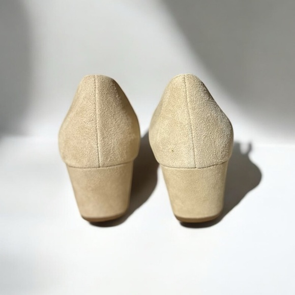 🌻NEW w.tag Linea Paolo Suede Bardot Pump Size 7.5 - Picture 2 of 11